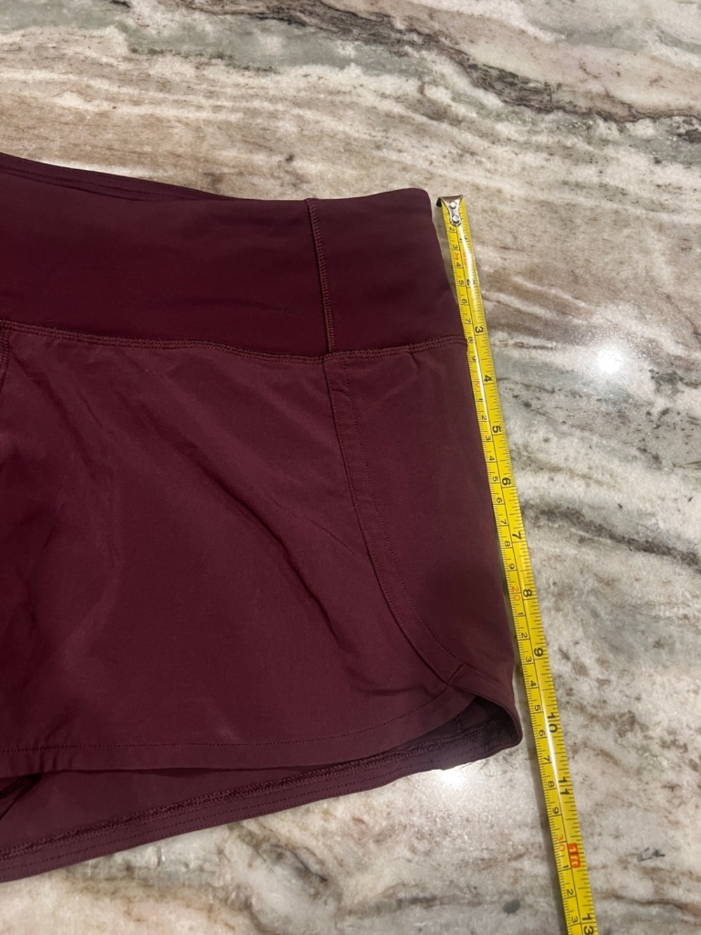 RARE lululemon athletica Run times short *4-way stretch 4” Size 4 LIKE NEW - Picture 7 of 8